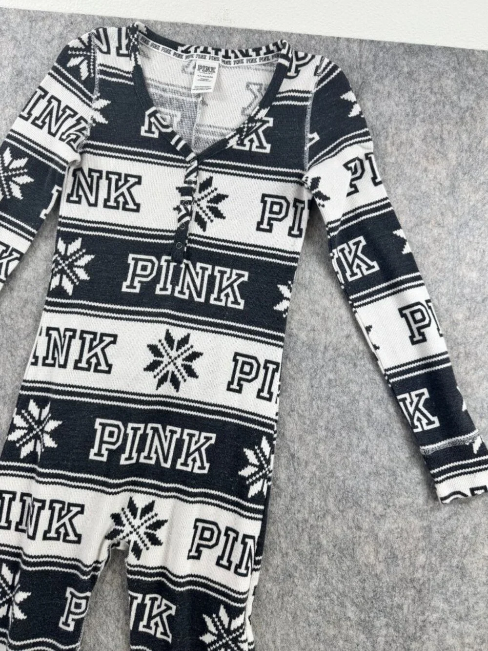 PINK Victorias Secret excellent snap